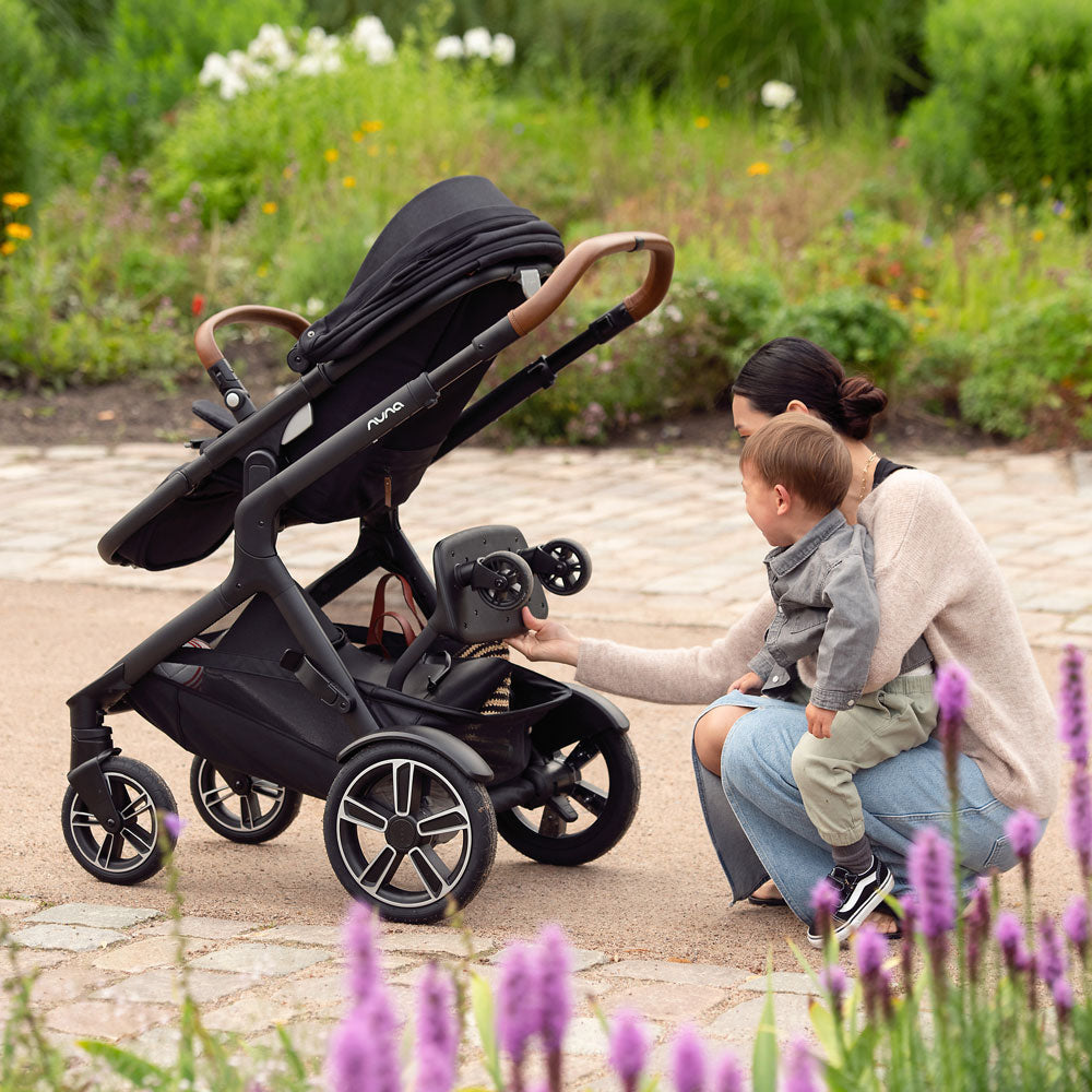 Double stroller for outlet nuna pipa car seat