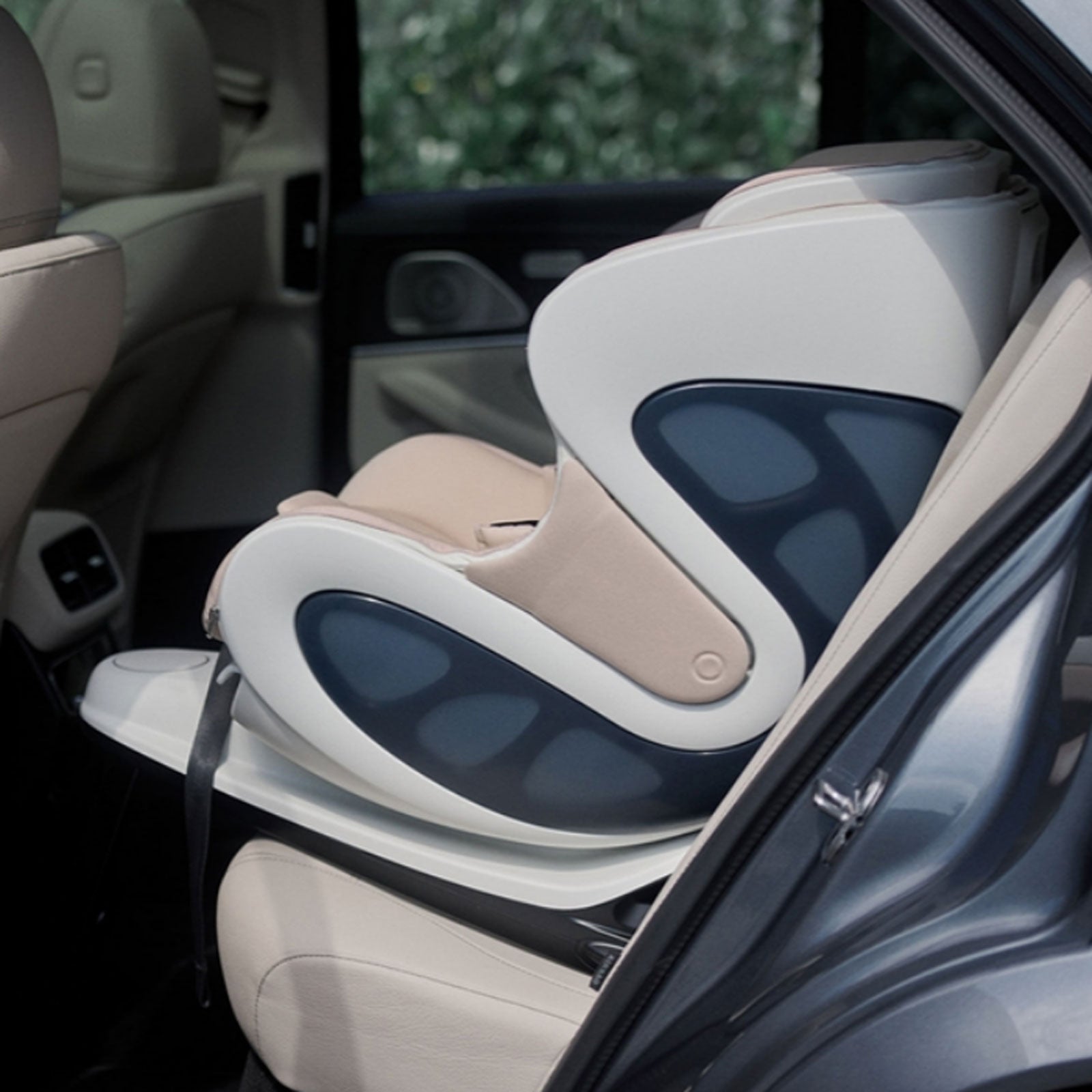 Convertible car seat sales base