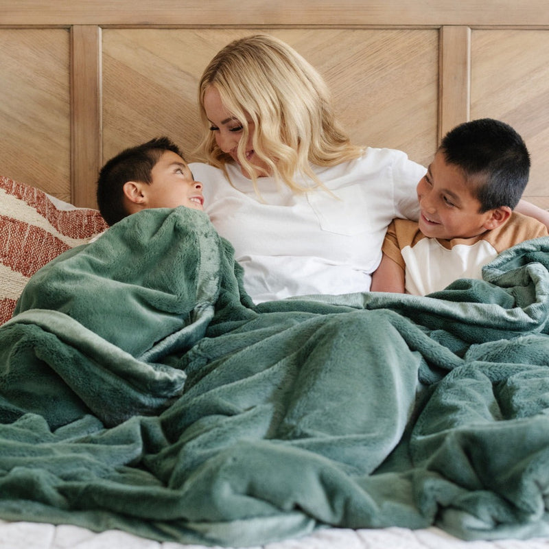 Mom hugs two sons wrapped in Saranoni Lush XL Blanket - Hunter