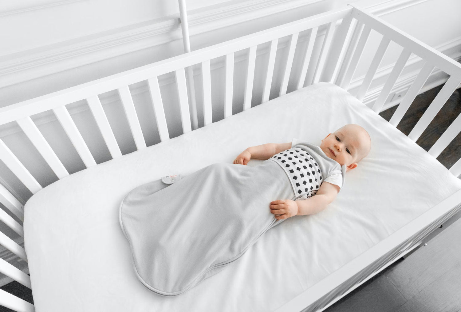 Baby cot best sale sleeping bag